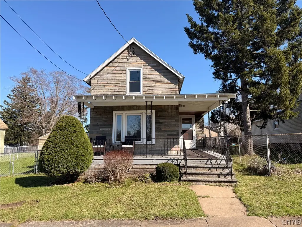 17 Dudley Ave