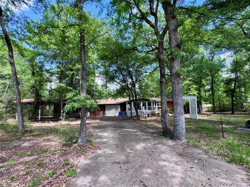 106 Westlake Rd