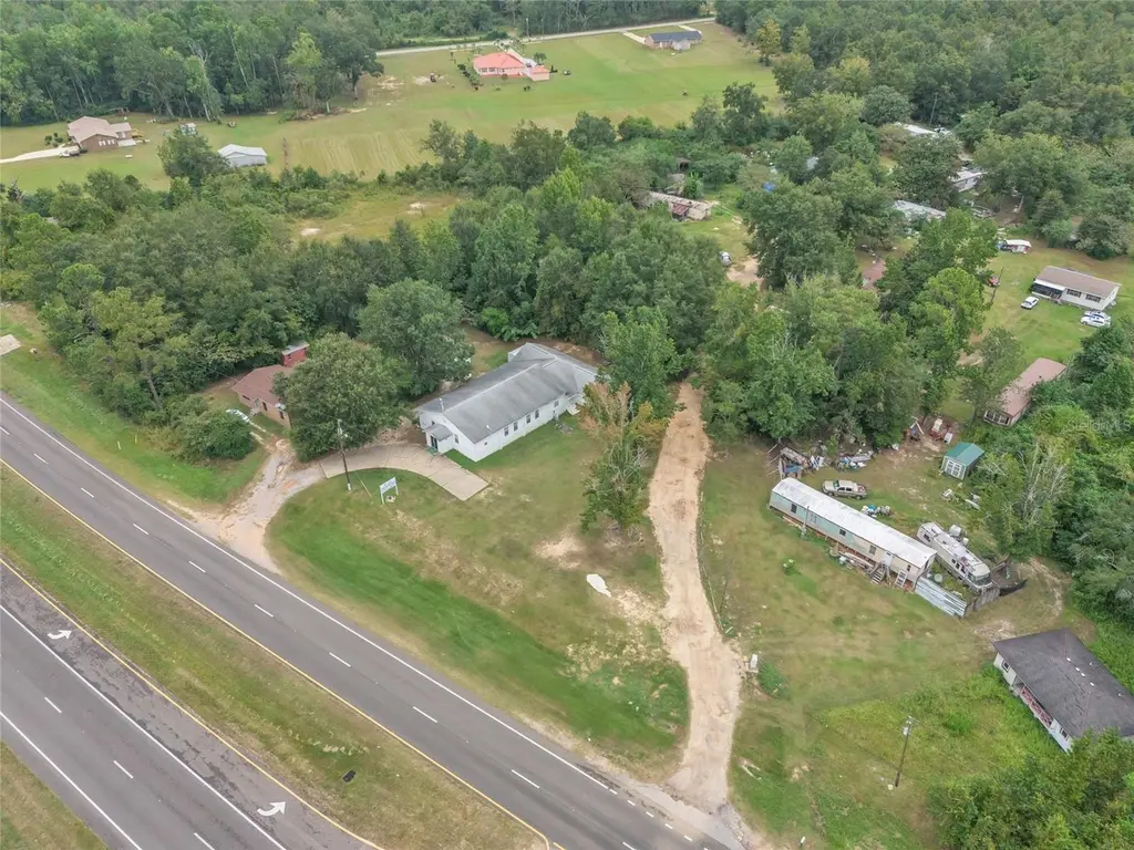 465 Hazzard Ln