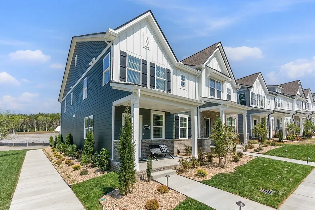 1313 Stubblefield Aly