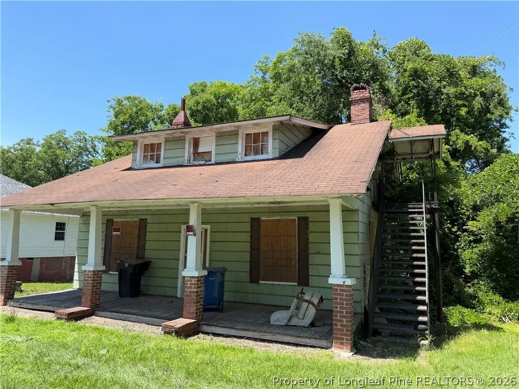 104 N 17th St