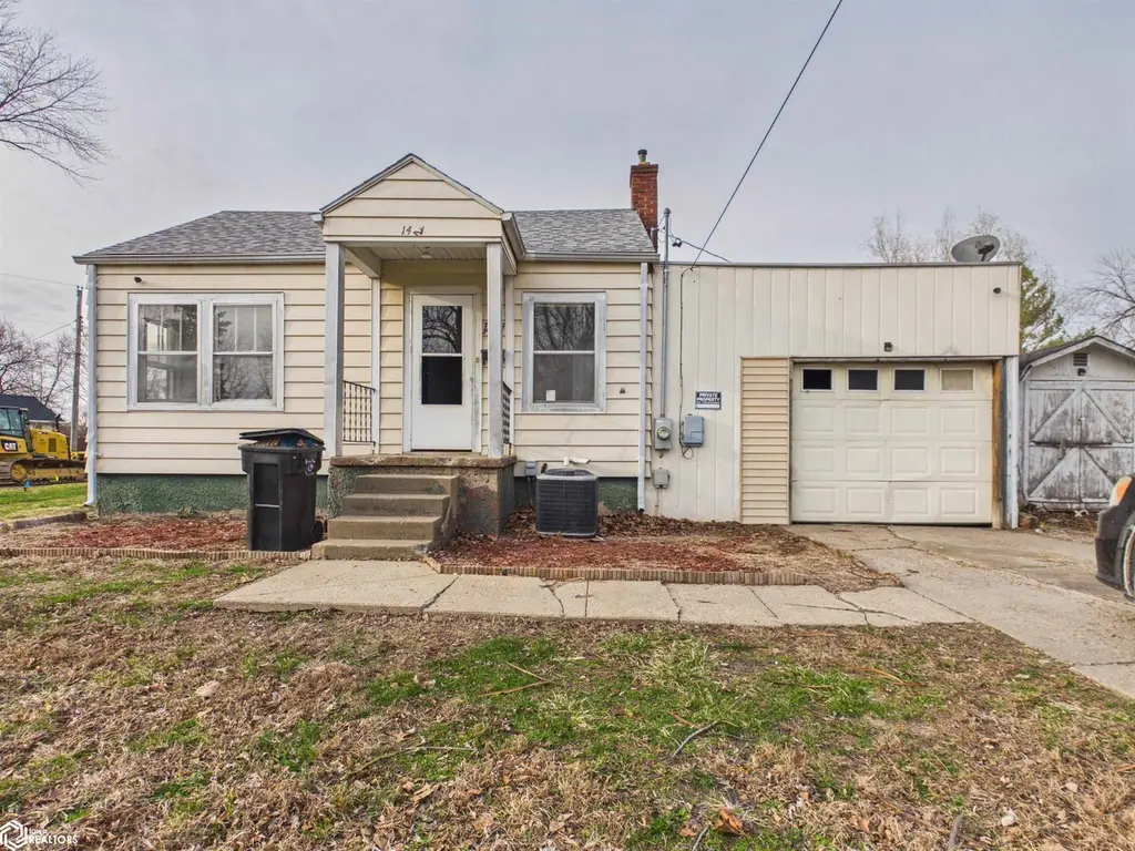 1421 Asbury Ave