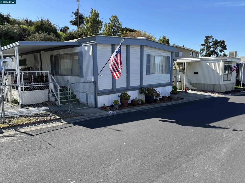 16401 San Pablo Ave #450