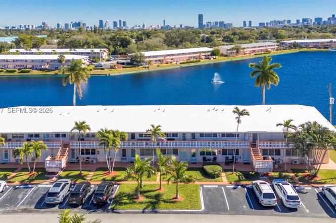 901 SW 11th Ave Unit 17H
