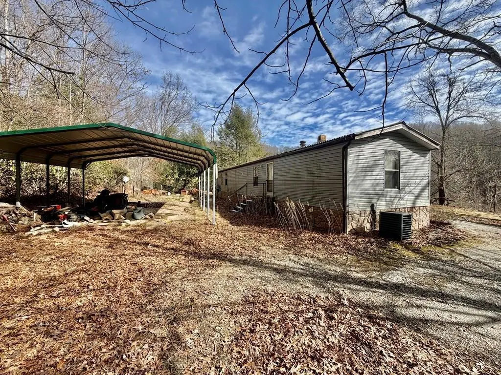 682 Long Branch Rd