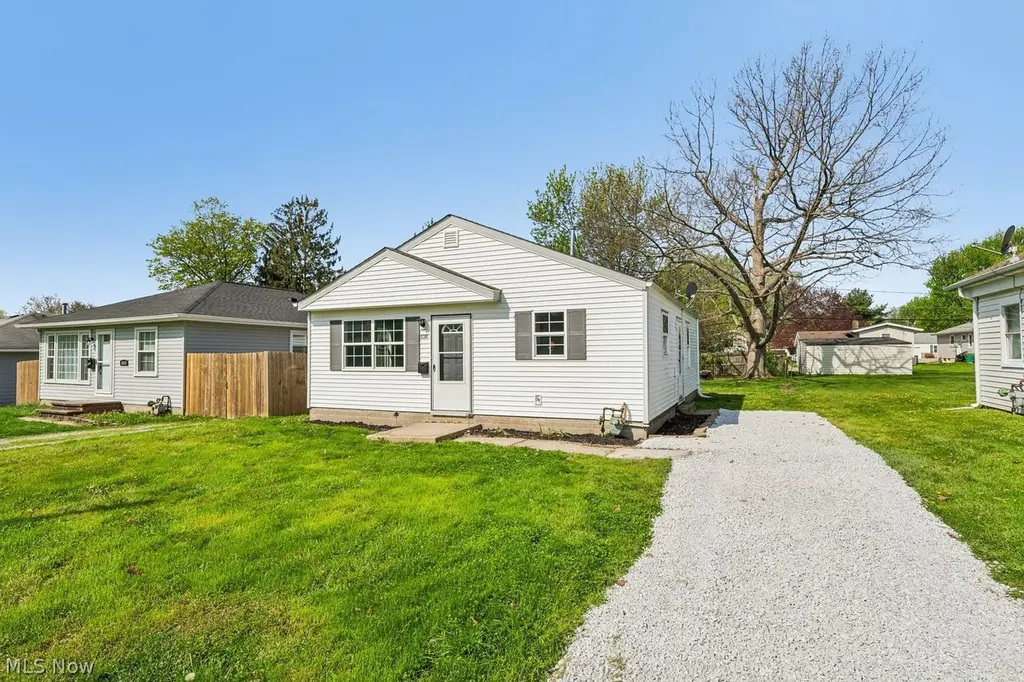 5076 Glenn Lodge Rd