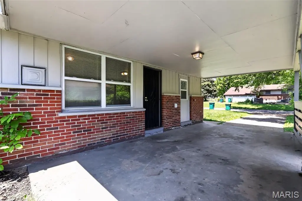 2314 Collett Dr