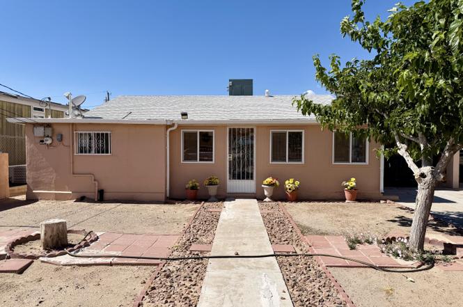 1109 Lincoln St