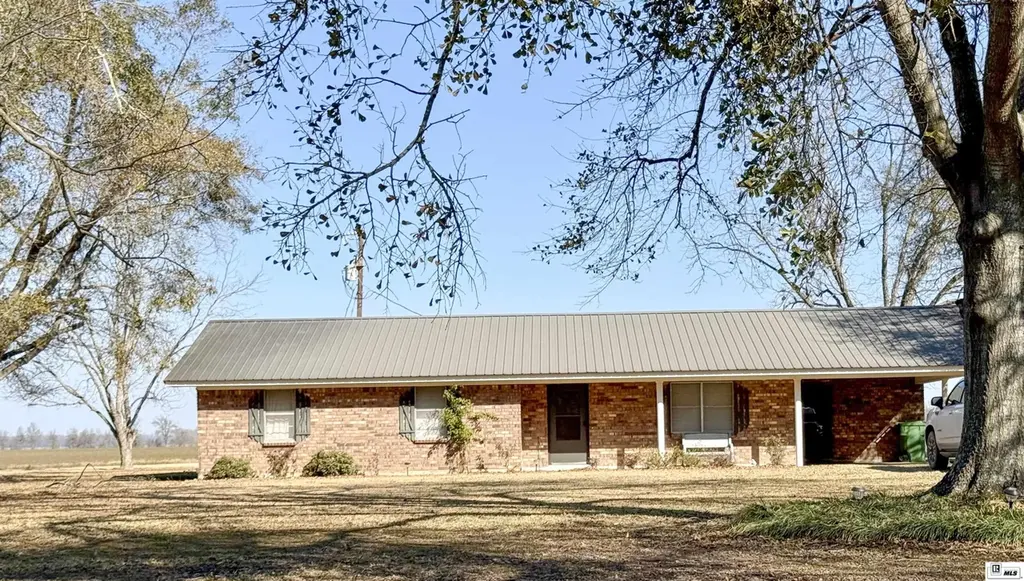 4037 River Rd