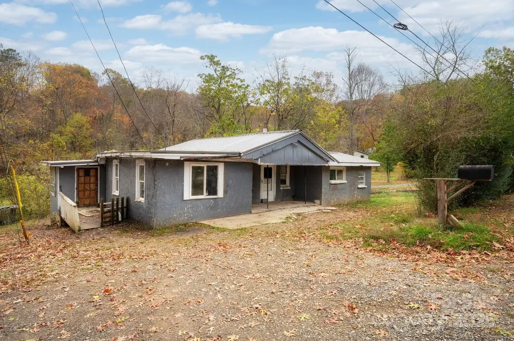 226 Mount Allen Hts