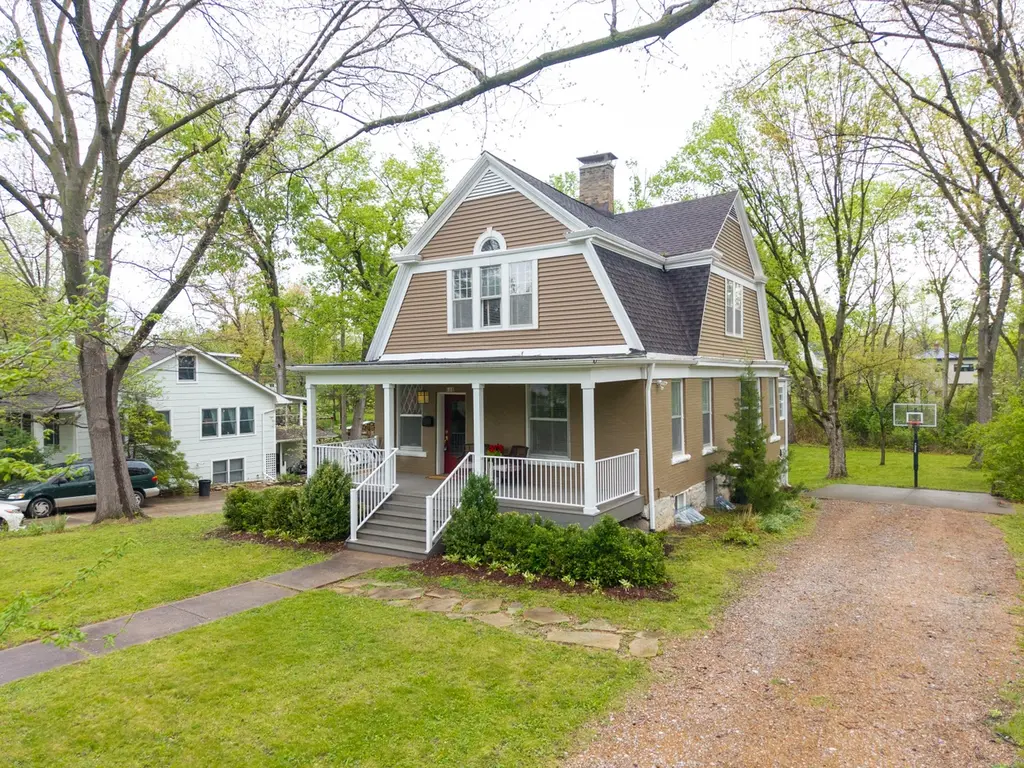 108 Westwood Ave