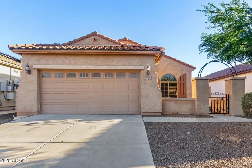 26189 W Runion Dr