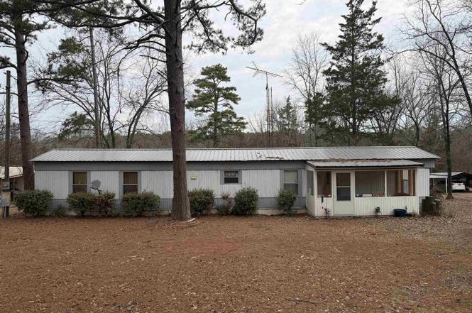 42 Lake Forest Estate Rd