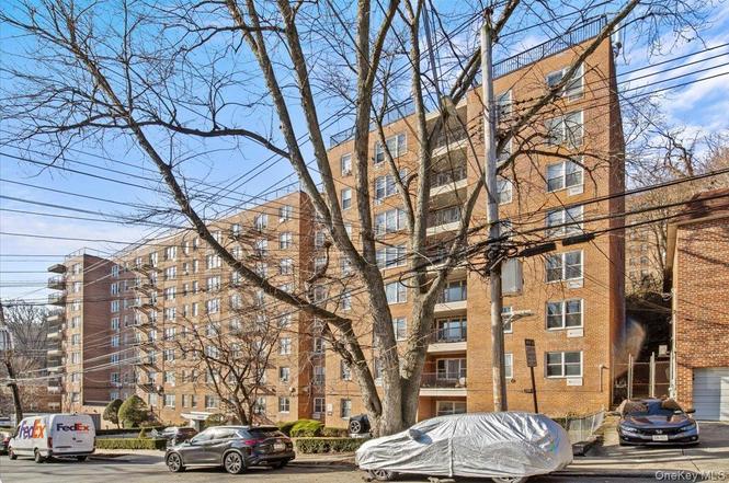 5425 Valles Ave Unit 1N
