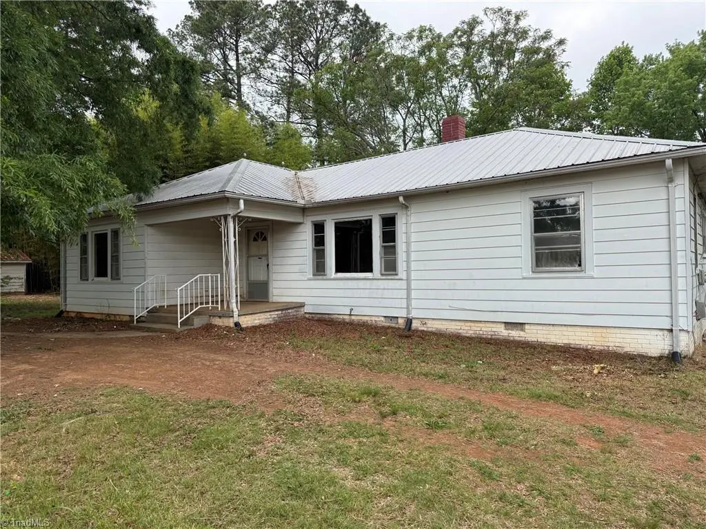 8884 Woods Dairy Rd