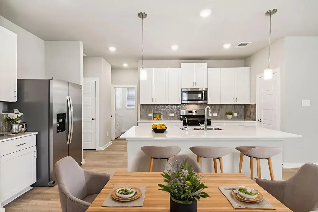29211 Farmhouse Estates Dr