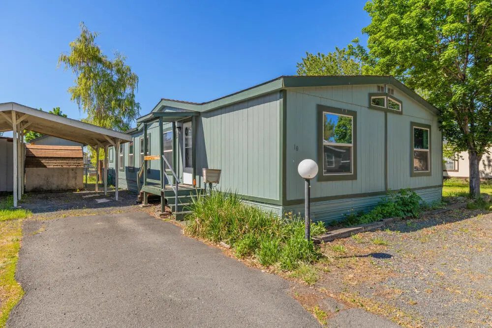 4751 Bellm Dr Spc 10