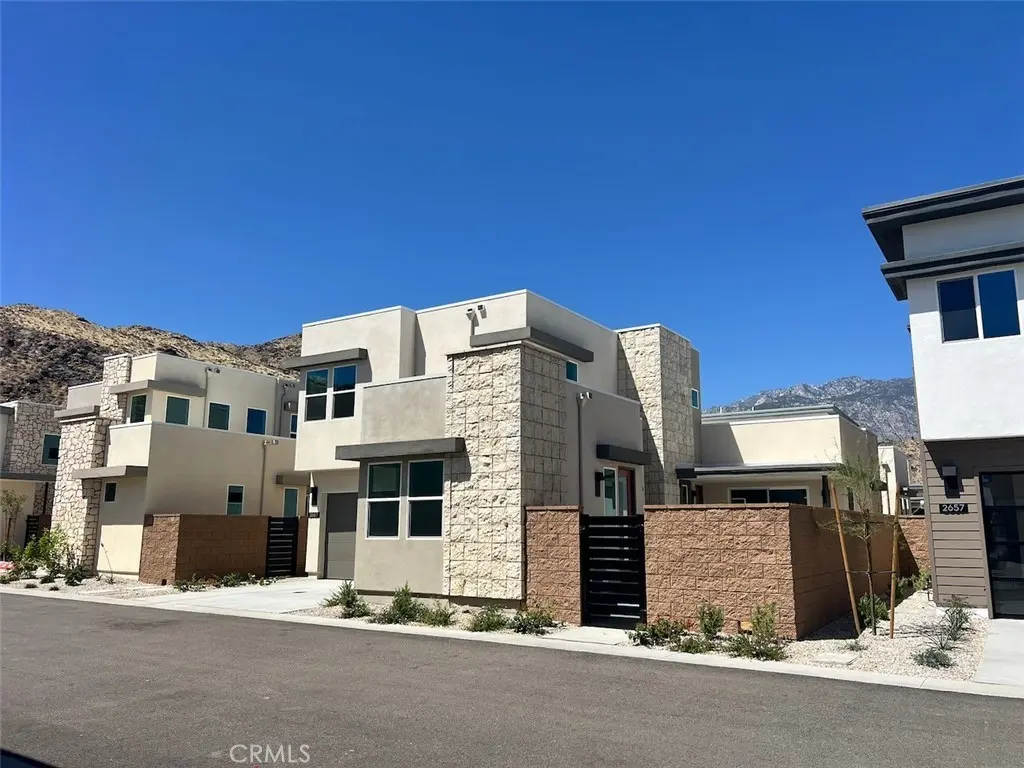 2667 Maverick Ln