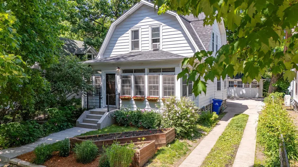 1257 Selby Ave