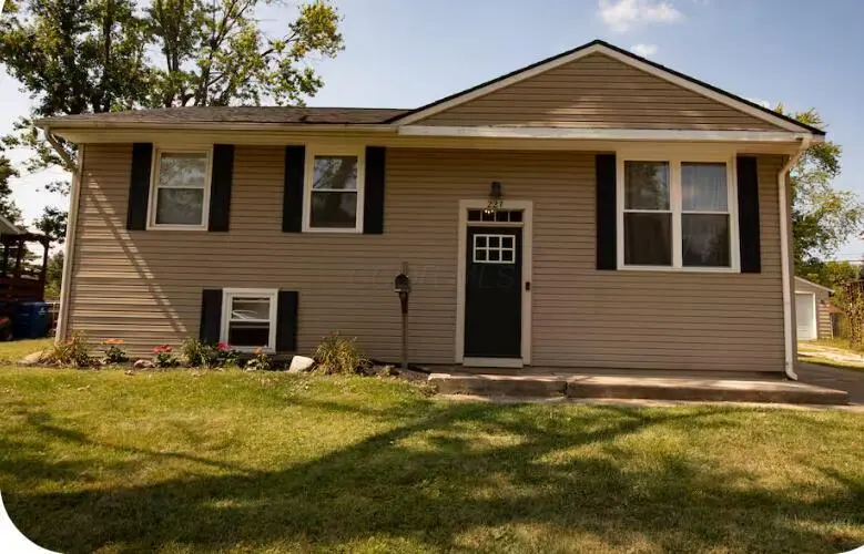 221 Lincolnshire Rd