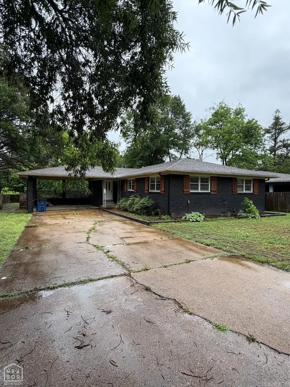 618 S Roselawn
