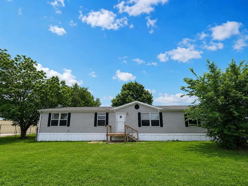 3789 Jacobs Ln