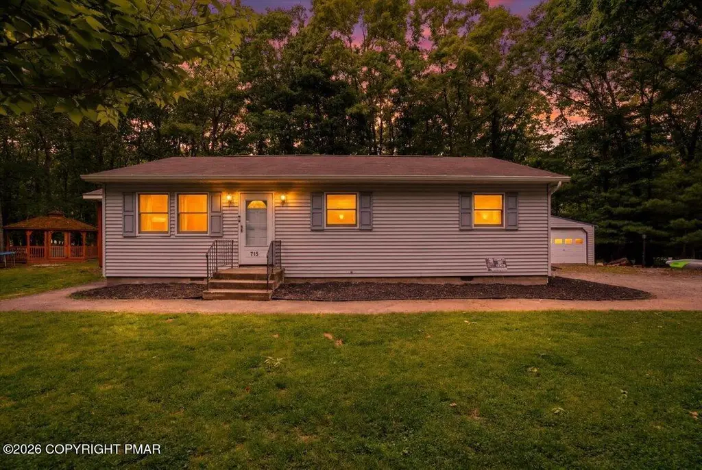 713 Lily Rd