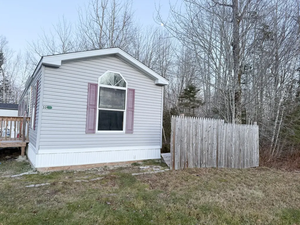 55 Deerfield Dr
