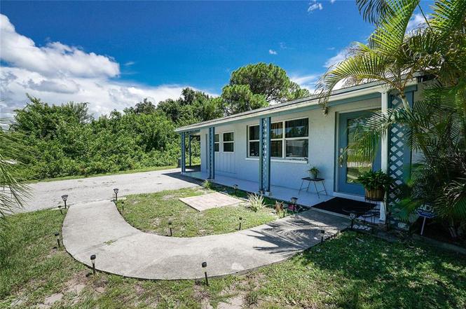 8301 Pelican Rd