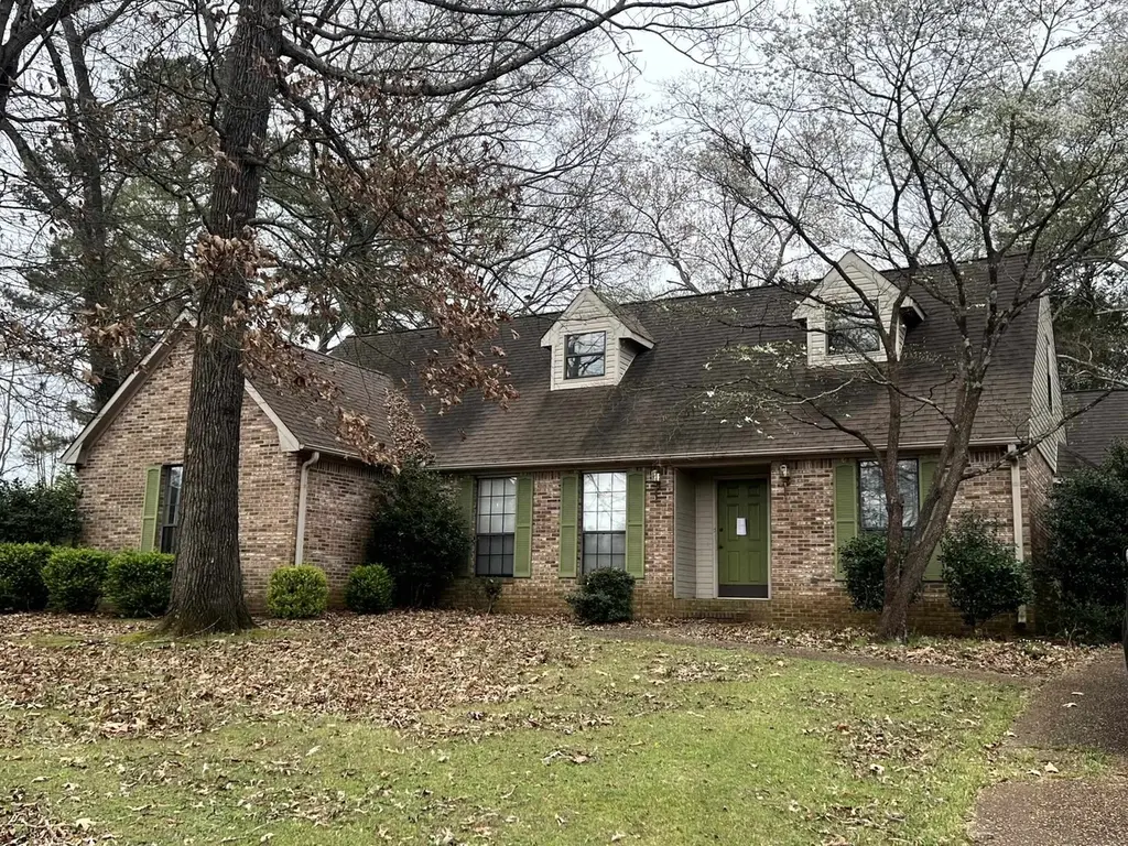 1903 Beechwood Cir