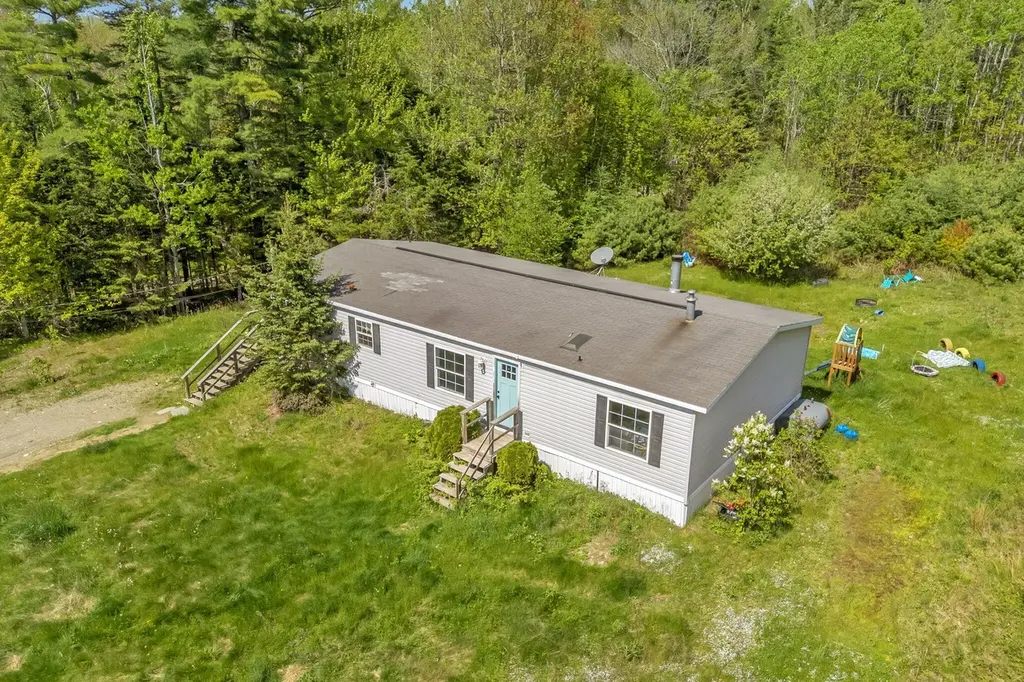 33 Whittier Rd