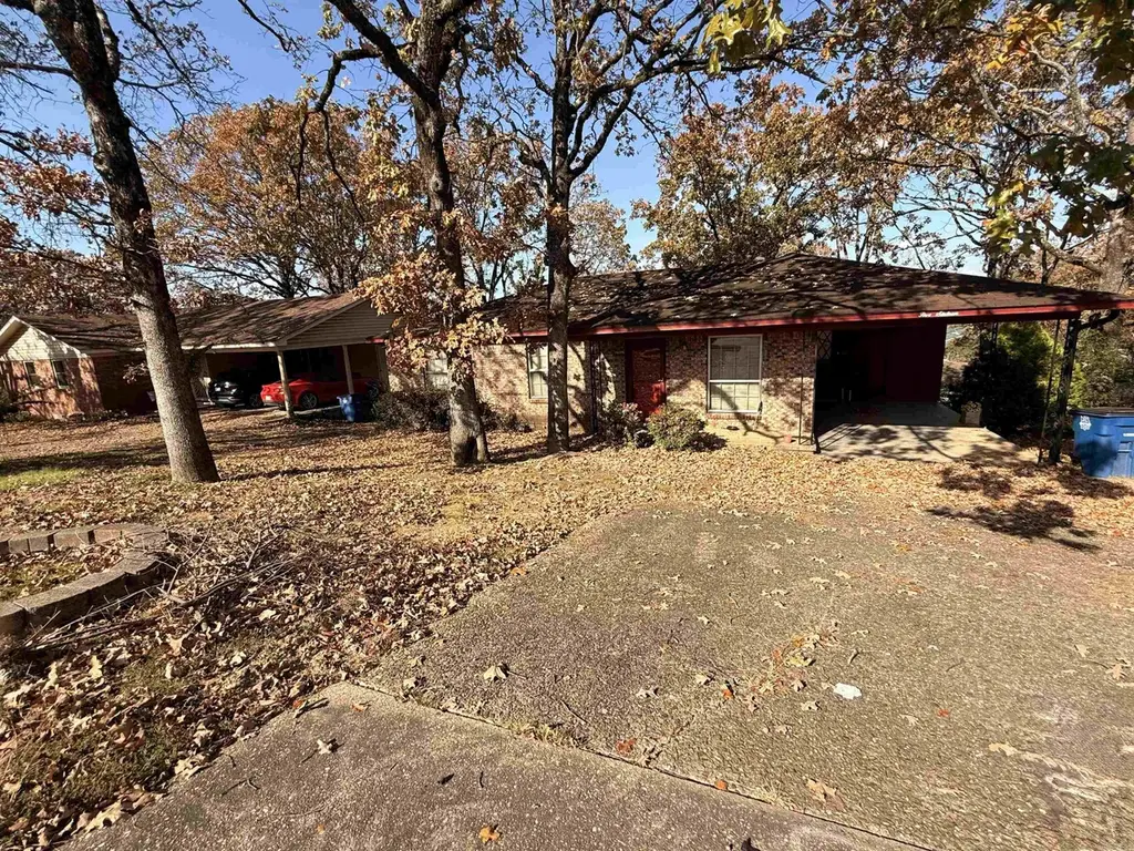 516 Paula Dr