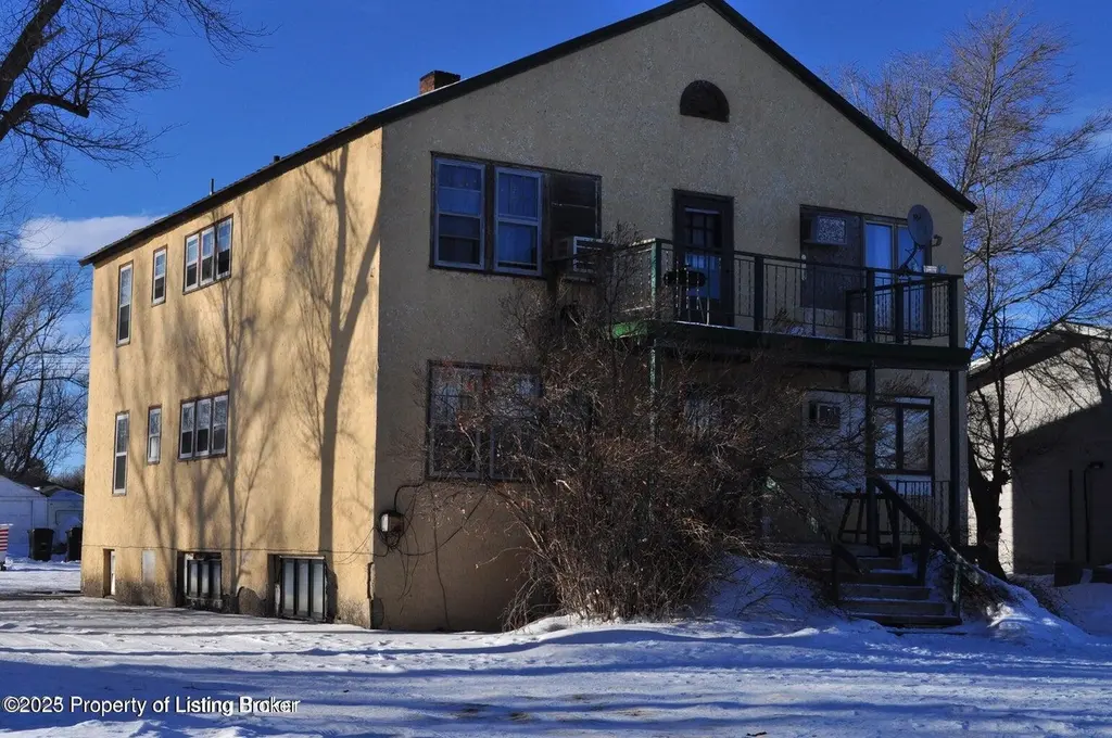 605 Main Ave