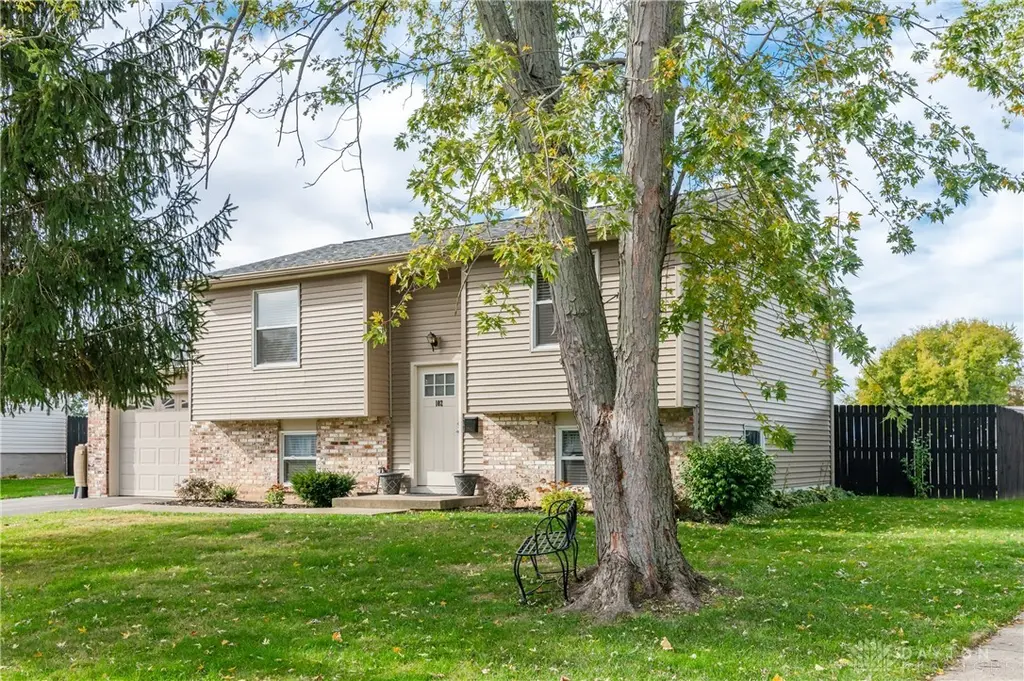 102 Calmont Farm Cir