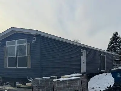 744 Cloverleaf Cir