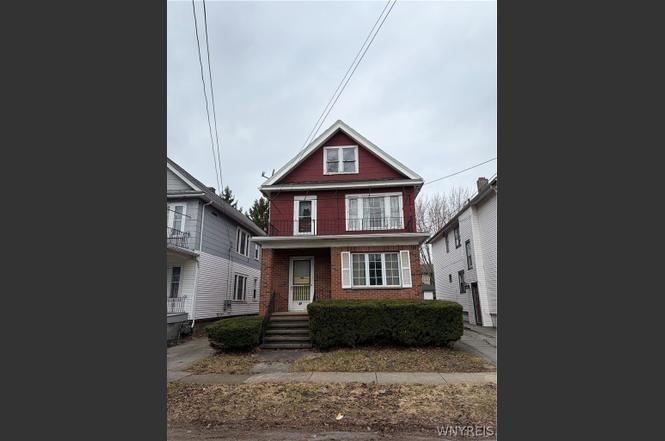 36 Edgewood Ave