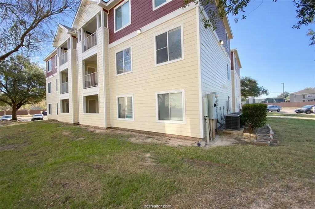 515 Southwest Pkwy #103