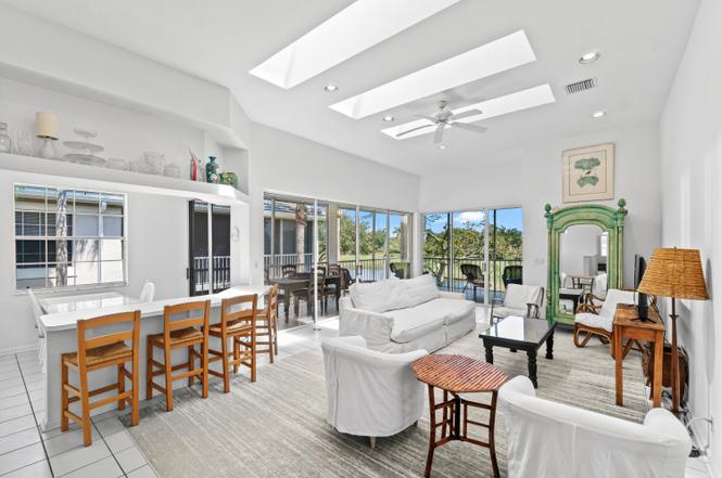 5142 Lake Catalina Dr Unit B