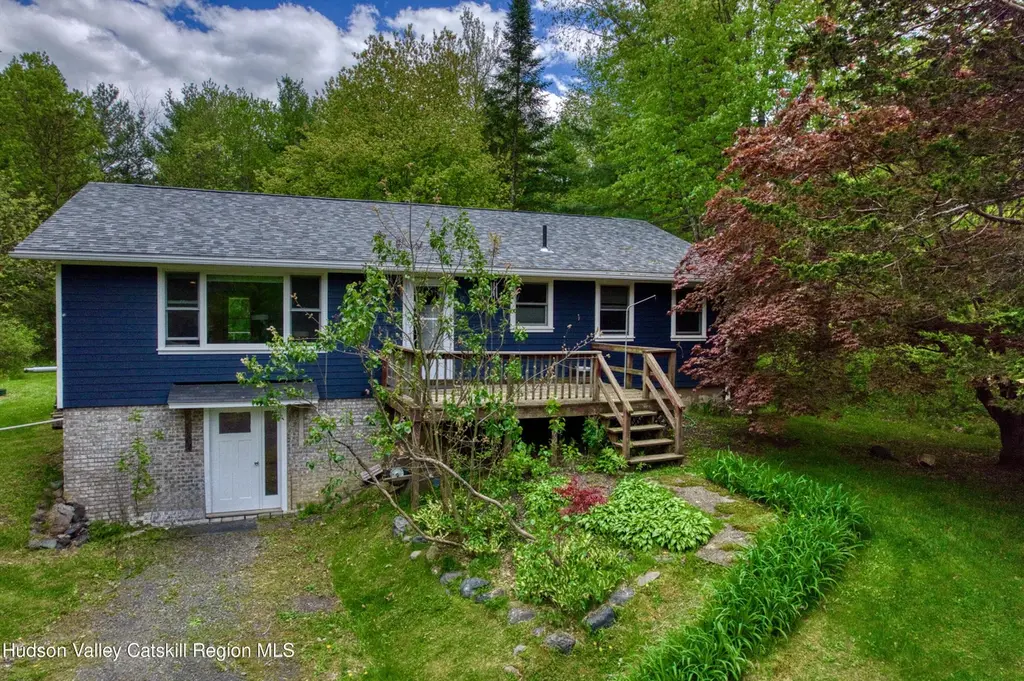 638 Sleepy Hollow Rd