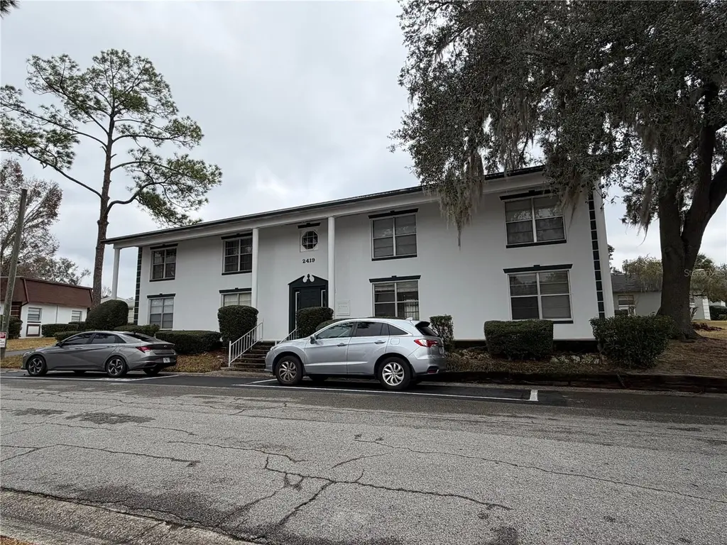 2419 SE 16th Ave Unit H