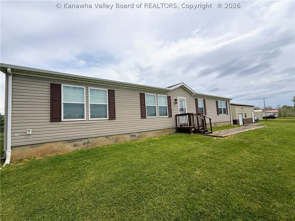 19 Carlee Dr