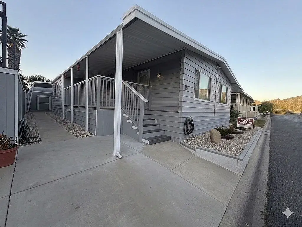 6480 Katherine Rd