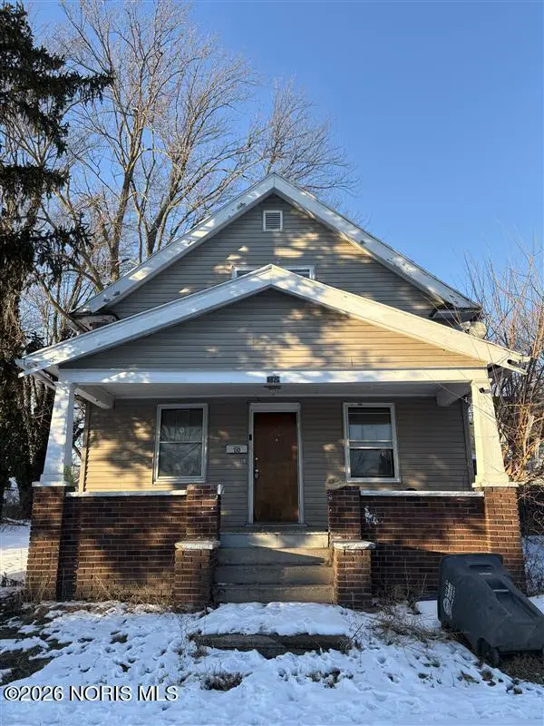 710 Redwood Ave