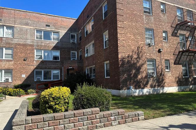 6809 138th St Unit 2C