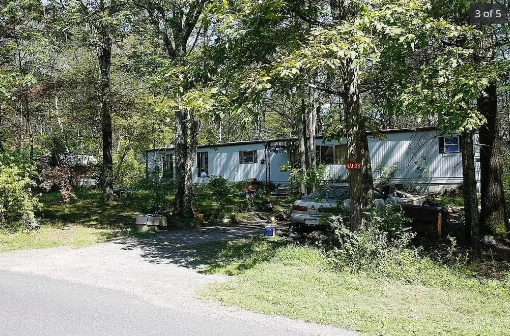 115 Acorn Hill Rd