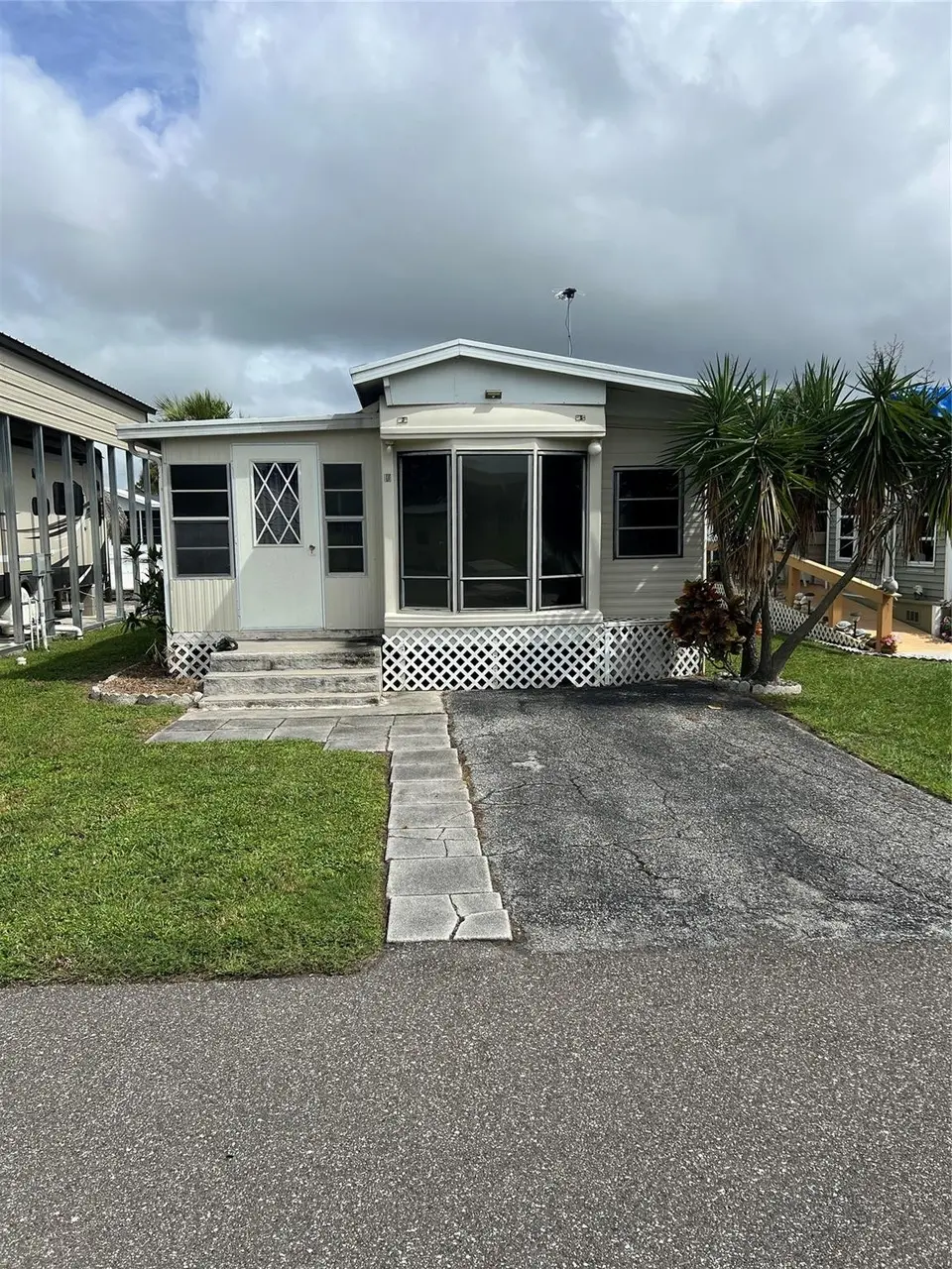 10 Shell Rd
