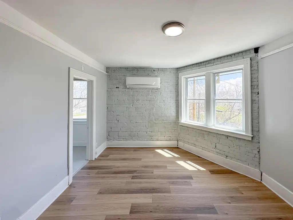 3737 Scovel Pl