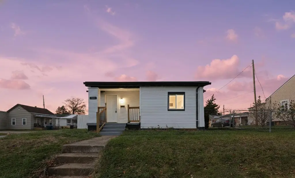 509 Helen St