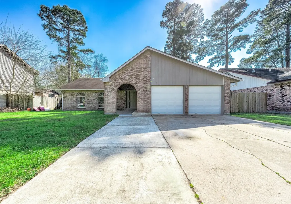 23903 Creek Ridge Dr