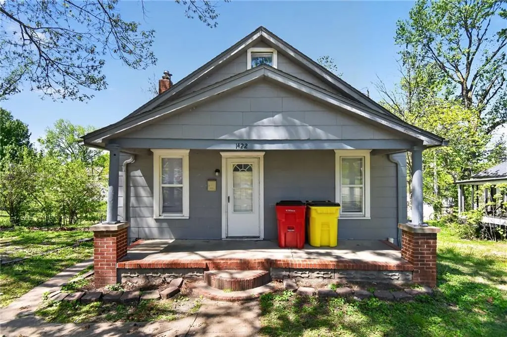 1422 S Maywood Ave